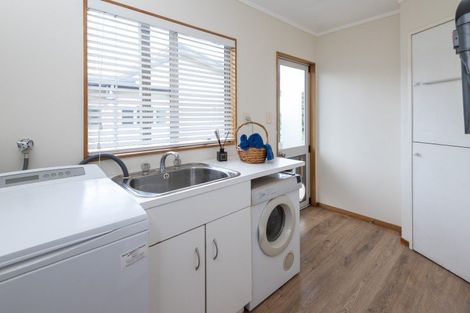 Photo of property in 45 Cockle Road, Cockle Bay, Auckland, 2014