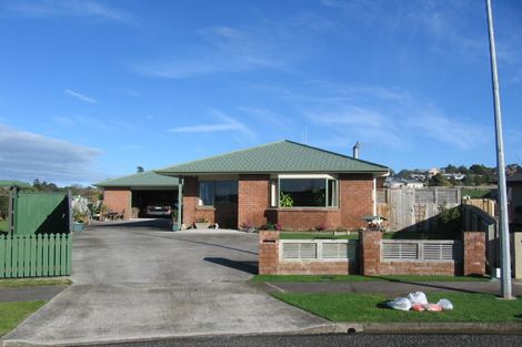 Photo of property in 6 Almond Grove, Feilding, 4702