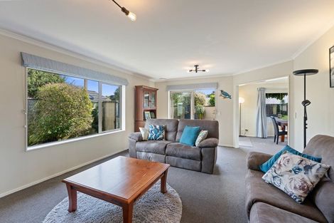 Photo of property in 106 Weggery Drive, Waikanae Beach, Waikanae, 5036