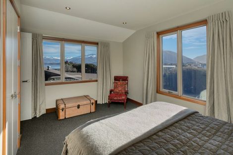 Photo of property in 19 Ridgecrest, Wanaka, 9305