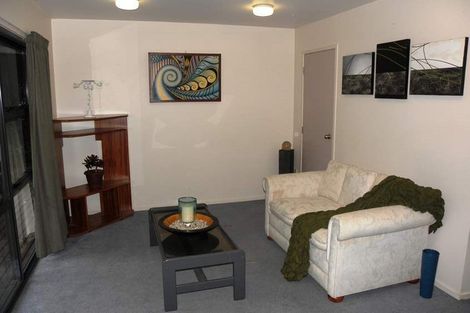 Photo of property in 6/3 The Avenue, Albany, Auckland, 0632