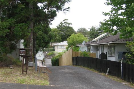 Photo of property in 2/21 Kerria Place, Sunnynook, Auckland, 0620