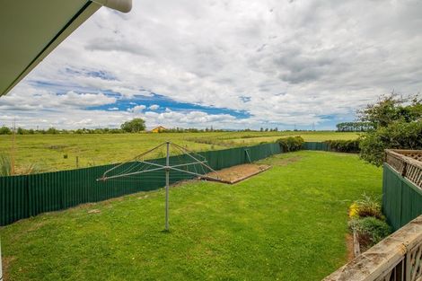 Photo of property in 11 Orchard East Road, Ngatea, 3503