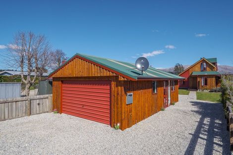 Photo of property in 47 Lagoon Avenue, Albert Town, Wanaka, 9305