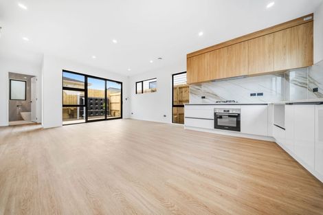 Photo of property in 7b Waimai Avenue, Weymouth, Auckland, 2103