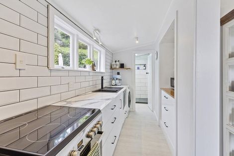 Photo of property in 95 Mornington Road, Brooklyn, Wellington, 6021