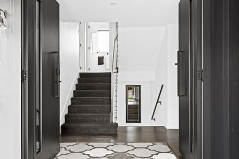 Photo of property in 1c Puriri Avenue, Orewa, 0931