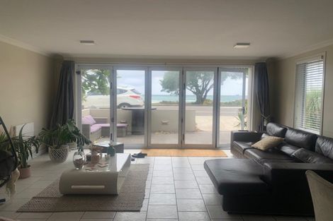 Photo of property in 2/171 Marine Parade, Mount Maunganui, 3116