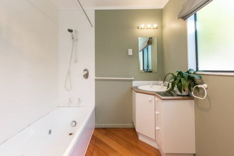 Photo of property in 21a Toop Street, Havelock North, 4130