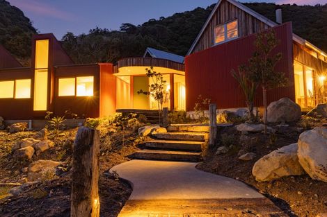 Photo of property in 2771 State Highway 1, Waipapa Bay, Kaikoura, 7371