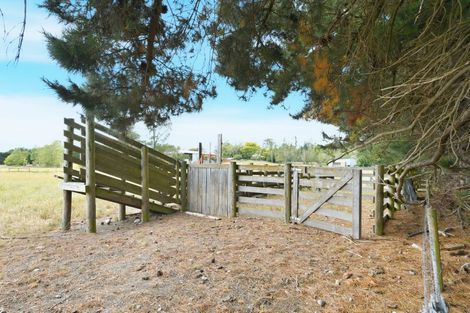 Photo of property in 106 Davis Road, Cust, Rangiora, 7471