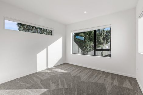 Photo of property in 4b Ramillies Place, Glenfield, Auckland, 0629