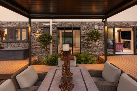 Photo of property in 215 Sparks Road, Hoon Hay, Christchurch, 8025