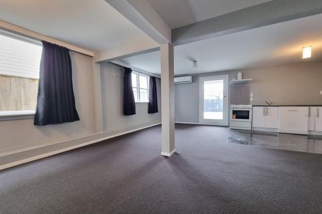 Photo of property in 22 Tamar Street, Island Bay, Wellington, 6023