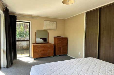 Photo of property in 25a Mcfarlane Street, Oakura, 4314