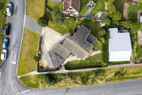 Photo of property in 1 Magnetic Street, Port Chalmers, 9023