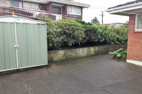 Photo of property in 1/2 Quebec Road, Milford, Auckland, 0620