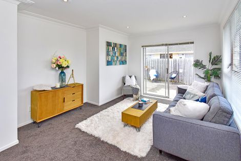 Photo of property in 2/54 Moore Street, Howick, Auckland, 2014