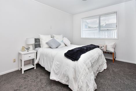 Photo of property in 2/54 Moore Street, Howick, Auckland, 2014