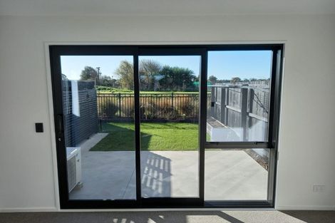 Photo of property in 18 Piripiri Place, Broomfield, Christchurch, 8042