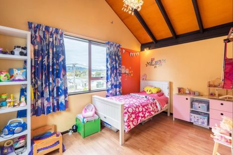 Photo of property in 3 Walton Road, Paraparaumu Beach, Paraparaumu, 5032