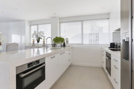 Photo of property in 4/165 Tamaki Drive, Kohimarama, Auckland, 1071