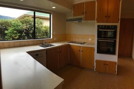 Photo of property in 1a Sadlier Street, Stoke, Nelson, 7011