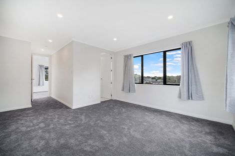 Photo of property in 421a Bucklands Beach Road, Bucklands Beach, Auckland, 2012