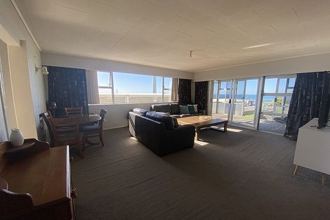 Photo of property in 27c Port View Crescent, Moturoa, New Plymouth, 4310