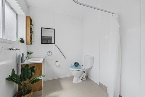 Photo of property in 2 Aratapu Street, Waitara, 4320