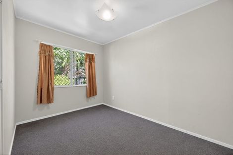 Photo of property in 2/34a Helena Street, Massey, Auckland, 0614