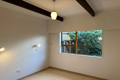 Photo of property in 4a Sunny Glen, Waikanae, 5036