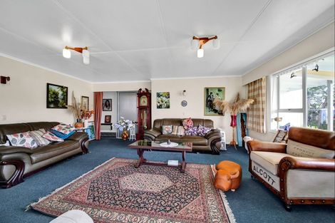 Photo of property in 36 Denby Road, Hawera, 4672