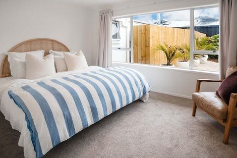 Photo of property in 3/83 Centreway Road, Orewa, 0931