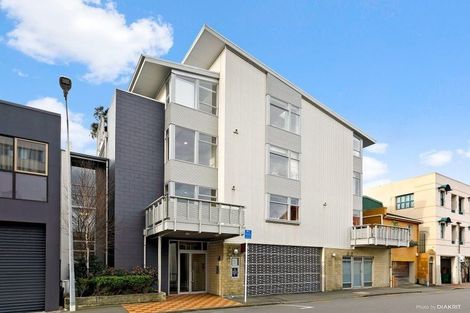 Photo of property in First House Apartments, 2/4 Frederick Street, Te Aro, Wellington, 6011