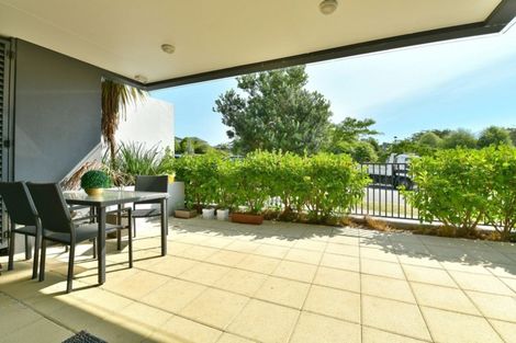 Photo of property in 9a Botanical Drive, Silverdale, 0932