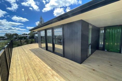 Photo of property in 11 Godwit Lane, Welcome Bay, Tauranga, 3112