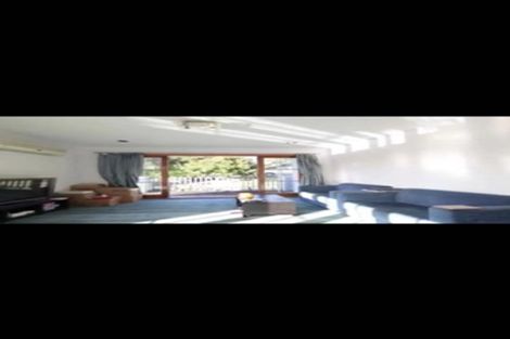 Photo of property in 1/396 Glenfield Road, Glenfield, Auckland, 0629