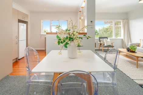 Photo of property in 22 Whaui Street, Vogeltown, Wellington, 6021