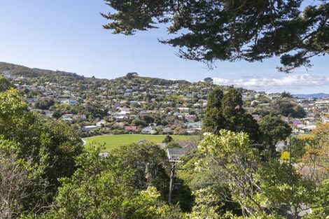Photo of property in 53 Makara Road, Karori, Wellington, 6012