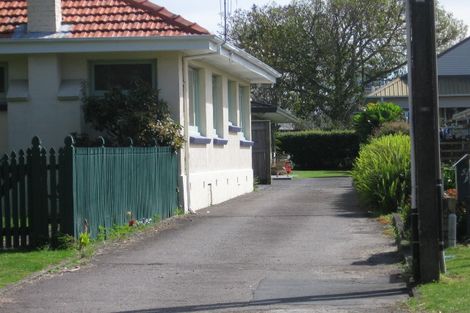 Photo of property in 523a Devonport Road, Tauranga South, Tauranga, 3112