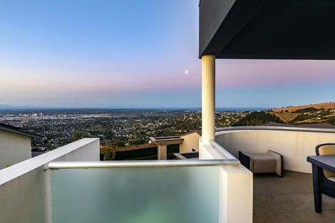 Photo of property in 12 Harry Ell Drive, Cashmere, Christchurch, 8022