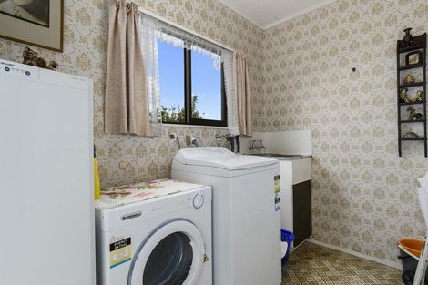 Photo of property in 37 Coppelia Avenue, Omokoroa, 3114