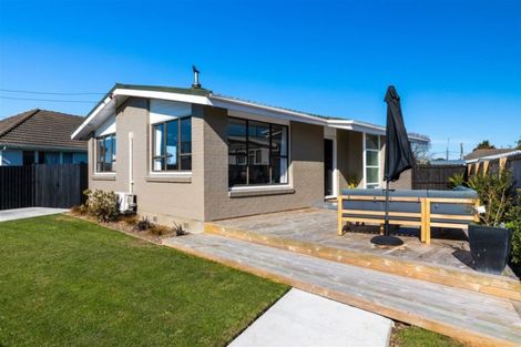 Photo of property in 24 Paddington Street, Northcote, Christchurch, 8052