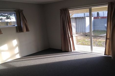 Photo of property in 271a Flaxmere Avenue, Flaxmere, Hastings, 4120