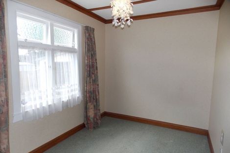 Photo of property in 5 Clausen Street, Takaro, Palmerston North, 4412