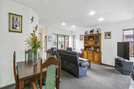 Photo of property in 150 Smales Road, East Tamaki, Auckland, 2013