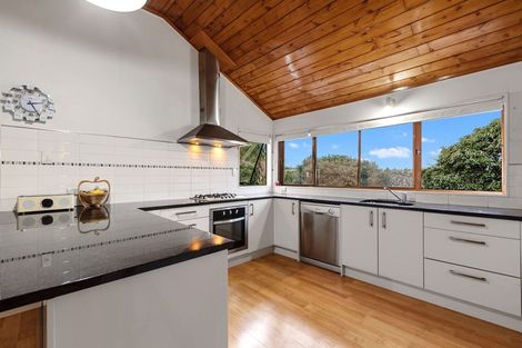 Photo of property in 29 Kennedy Avenue, Forrest Hill, Auckland, 0620