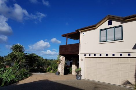 Photo of property in 19 Millstream Drive, Henderson, Auckland, 0610