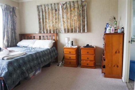 Photo of property in 1/24 Overton Road, Papatoetoe, Auckland, 2025